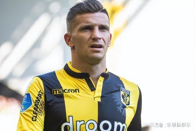 里承载了孩 里承载了孩