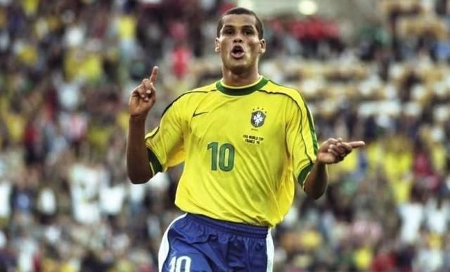 而曼联虽然 而曼联虽然