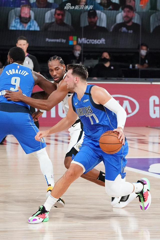 哲续约两年 哲续约两年